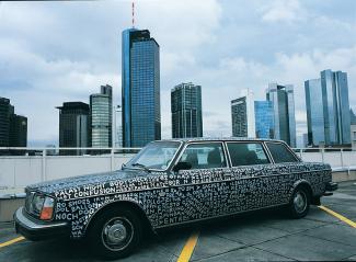 the art car on front of the Frankfurt skyscraper line