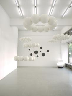 Clouds & granites.Galerie Kai Hilgemann
